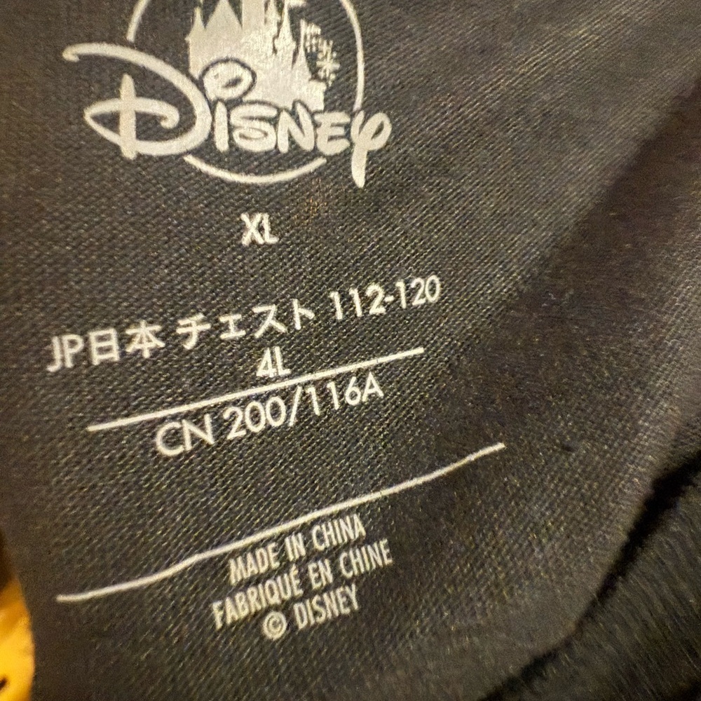 Disney Black Long Sleeve Tee with Gothic Jack Skellington Design size XL - Picture 7 of 7